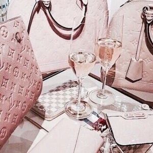 Meet your Posher, Lovely